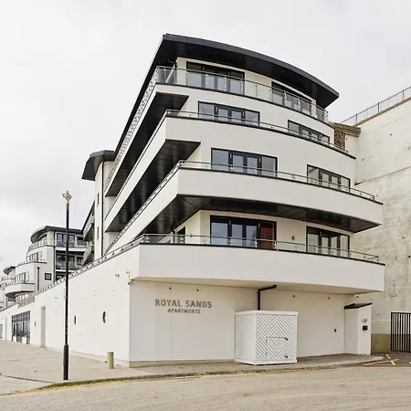 Beach Front 2Bed Sea View & Parking Ramsgate Exterior photo